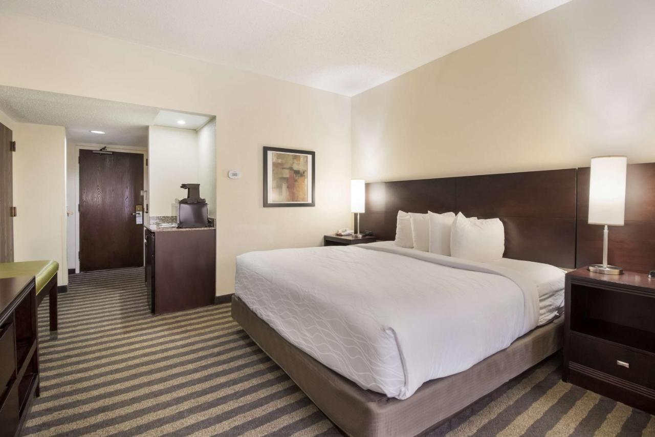 Hotel Western Near Opryland Nashville