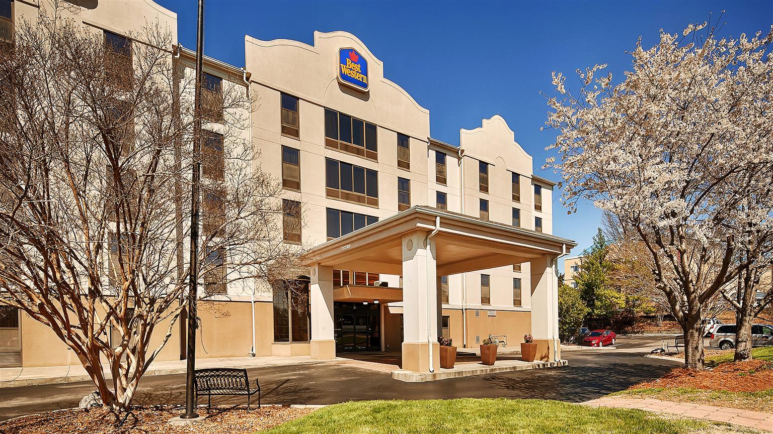 Hotel Western Near Opryland